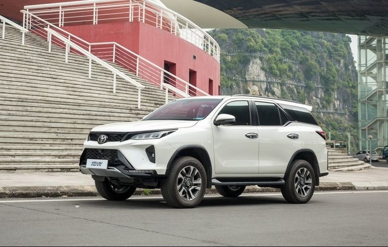 Thuê xe 7 chỗ Tuy Hòa